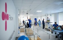 Фото 4: У лікарні святого Луки облаштували реабілітаційний центр для лікування поранених