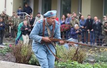 Фото 10: Андрій Садовий у Чорткові зустрівся з мером та взяв участь у відкритті реконструкції бою «Чортківська офензива»