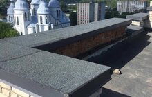 Фото 3: У житловому будинку на вул. Широка, 64 ремонтують дах у співфінансуванні міста і мешканців