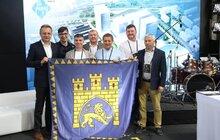 Фото 1: Мер Львова привітав учасників бізнес-конференції Lviv IT Jazz