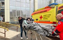 Фото 6: До Львова евакопотягом доправили 16 поранених діток