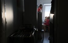 Фото 8: Замість трьох - одне зимове: як живуть мешканці найбільшого у Львові модульного містечка (відео)