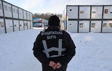 Фото 12: Замість трьох - одне зимове: як живуть мешканці найбільшого у Львові модульного містечка (відео)