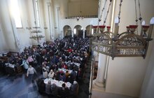 Фото 16: На Різдво у Львові організували святковий обід для найбільш потребуючих