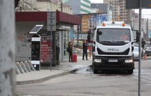 Фото 10: Сьогодні на вулицях Львова працюють порохотяги і водовозки: миють дороги і тротуари
