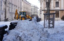 Фото 1: «Впродовж дня робота з прибирання міста від снігу буде продовжуватися», — Ірина Маруняк