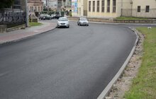 Фото 3: На вул. Митрополита Андрея завершується ремонт дороги: вже замінили дорожнє покриття, тривають роботи на тротуарах