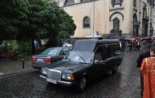 Фото 4: Львів прощається із загиблим волонтером Володимиром Боднаром