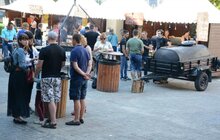 Фото 6: На День міста у подвір’ї Палацу Мистецтв розпочався ІІІ Lviv Barbecue Fest