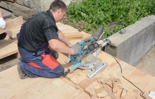 Фото 5: Підприємці ремонтують місток в брамі Глинянської вежі