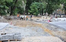 Фото 1: «Сьогодні ввечері завершуємо усі роботи по площі, вночі площа буде помита, завтра буде встановлення технічного обладнання», - М. Литвинюк про площу св. Юра
