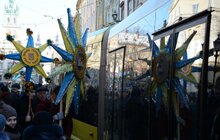 Фото 29: Звізду Миру та десятки інших різдвяних зірок пронесли Львовом учасники Ходи звіздарів
