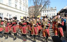 Фото 15: У центрі Львова урочисто заспівали Гімн України