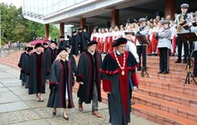 Фото 4: Мер Львова долучився до урочистої посвяти у студенти Львівської політехніки
