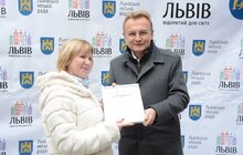 Фото 5: 100 успішним педагогам Львова вручили по 25 тисяч гривень
