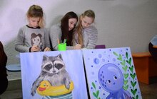 Фото 5: «Арт-терапія» для діток: для міської дитячої клінічної лікарні створили понад 70 картин