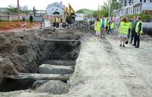 Фото 12: Ремонт вул. Б. Хмельницького: на ділянці від вул. Липинського до вул. Кукурудзяної вже нанесено два шари асфальту