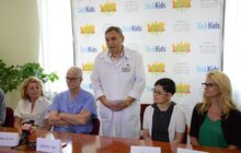Фото 1: В міській дитячій клінічній лікарні Львова провідні фахівці з Канади консультують та оперують діток зі всієї України