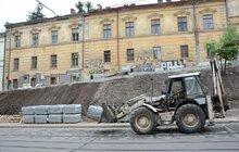 Фото 28: На верхній алеї вулиці Коперника облаштовують нову пішохідно-велосипедну доріжку