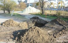 Фото 6: На вул. Курмановича розпочато ремонтні роботи: працює важка техніка, дорогу перекрито для руху транспорту
