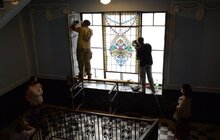 Фото 4: У будинку на пл. Соборна, 7 розпочалася реставрація 4 унікальних вітражів