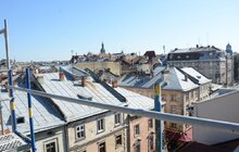 Фото 10: Реставратори досліджують скульптуру скорботного Христа на каплиці Боїмів