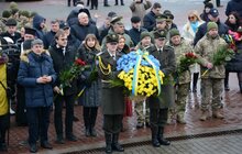 Фото 2: У Львові вшановують пам’ять Героїв Крут