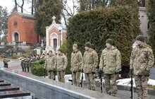 Фото 13: У Львові вшановують пам’ять Героїв Крут