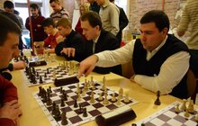 Фото 1: У CoMMuna пройшов шаховий турнір серед студентів львівських духовних семінарій