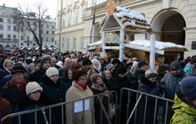 Фото 4: Сьогодні на площі Ринок традиційно освятили воду