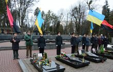 Фото 12: У Львові на Личаківському кладовищі вшанували пам’ять учасників бою під Крутами