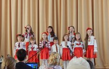 Фото 8: Дітям з соціально вразливих сімей подарували радість