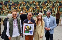 Фото 8: У Львові презентували відреставроване панно «Збір винограду»: над твором рік працювали понад 20 фахівців