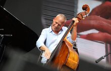 Фото 1: Виступи Avishai Cohen Trio 