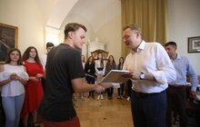 Фото 5: «За хороші результати у навчанні треба дякувати і любити треба грошима», — А. Садовий