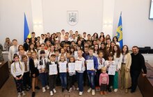 Фото 29: У Львові нагородили 230 учнів-волонтерів, що допомагали ЗСУ і переселенцям
