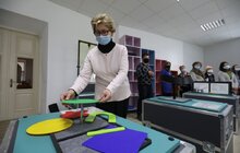Фото 8: Школи Львова отримали третю наукову мобільну лабораторію