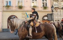 Фото 15: Марш слави захисників Руси-України