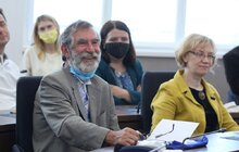 Фото 8: Львів святкує уродини Станіслава Лема: у сесійній залі Ратуші подискутували про великого львів’янина