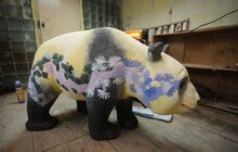 Фото 14: До Китайського нового року у Львові розмальовують 15 скульптур панд