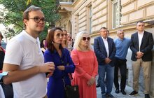 Фото 2: У Львові урочисто відкрили меморіальну таблицю Станіславу Лему