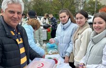 Фото 17: На шкільних ярмарках з нагоди Дня міста зібрали 1 мільйон 225 тисяч гривень для ЗСУ