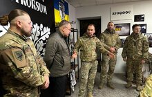 Фото 4: Андрій Садовий відвідав захисників на сході та передав від громади міста дрони, автомобілі та генератори на понад 50 млн гривень