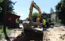 Фото 1: На вулицях Ялівець — Букова тривають роботи з каналізування