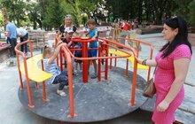 Фото 6: Триває реконструкція дитячого майданчика біля львівського цирку