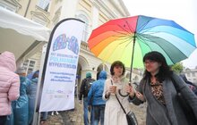 Фото 5: У Львові на площі Ринок організували акцію на підтримку людей, хворих на легеневу гіпертензію
