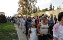 Фото 10: У Львові відбулася молитовна хода з перенесенням ікони «Милосердя двері»
