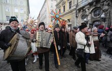 Фото 2: Центром міста пройшла традиційна Хода звіздарів