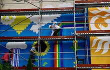 Фото 8: Сім відомих художників із чотирьох країн створюють у Львові 20-метровий стінопис (відео)