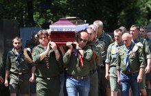 Фото 20: Пластуна-сеньйора Олеся Криськіва поховали на Личакові в родинному гробівці (поле № 52)
